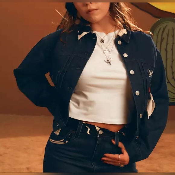 Levi's® X Toy Story Type Ii Jacket,S,M,L, XL,Retail $138.00,Cow Print Dark Wash - Picture 11 of 16